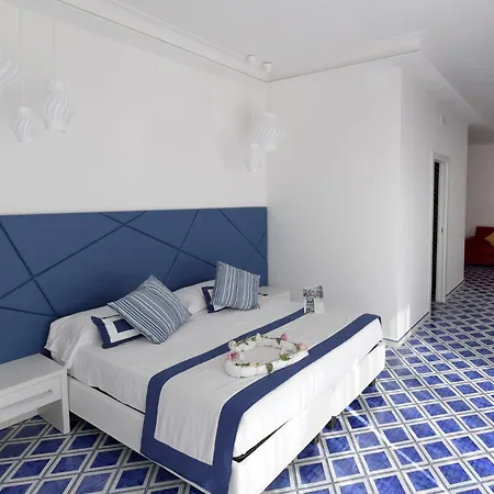 Palazzo San Giovanni Amalfi Coast 3*