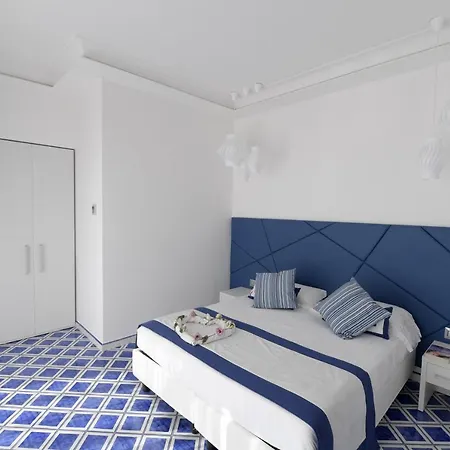 Palazzo San Giovanni Amalfi Coast 3*